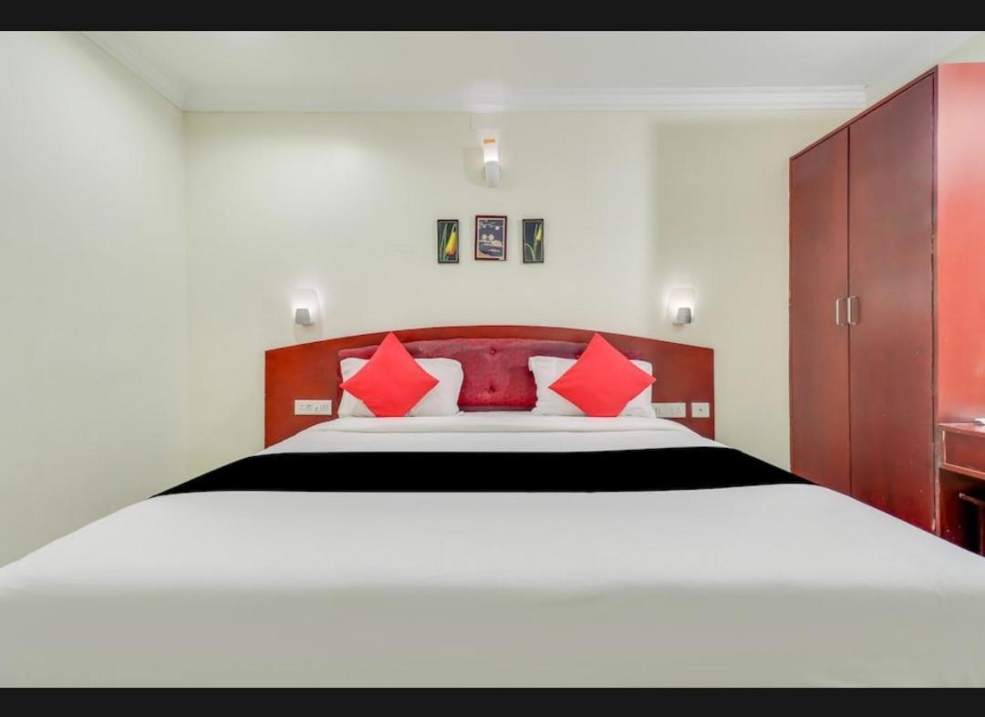 Hotel Balini Madurai Esterno foto